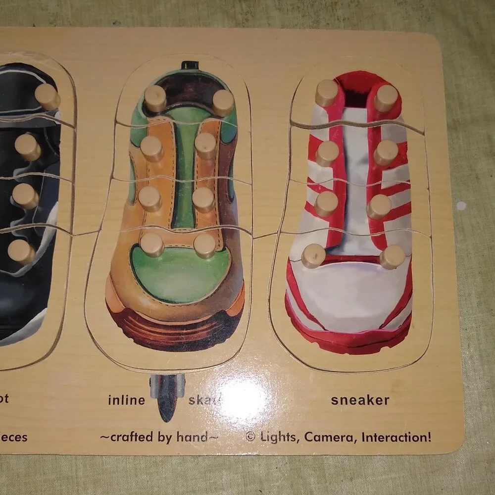Melissa & Doug  Wooden Peg Puzzles: Shoes lacing , Hands counting. Vintage